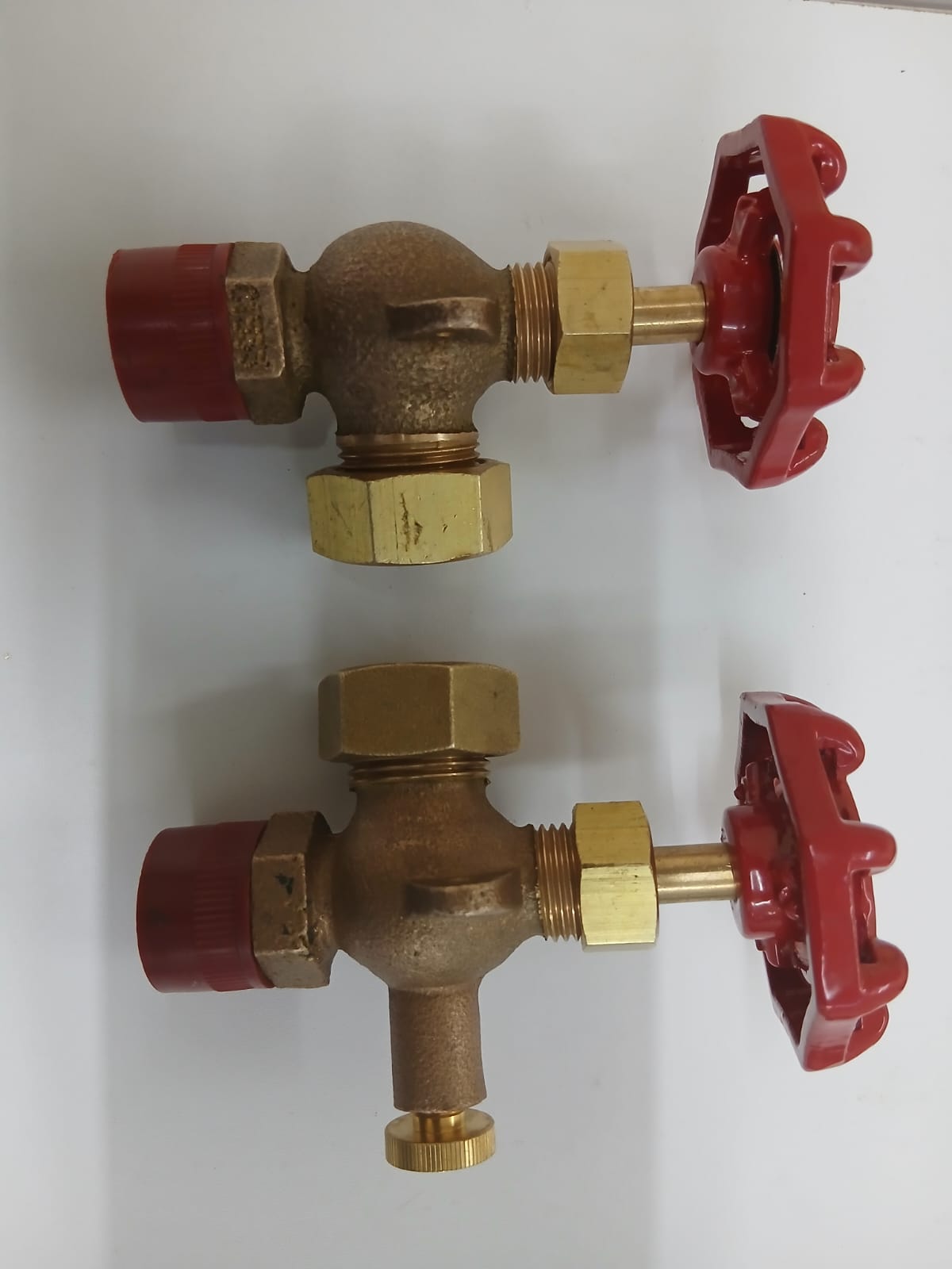 boiler water gauge valve, boiler sight glass valve, boiler gauge glass valve, water level gauge valve, water level control valve